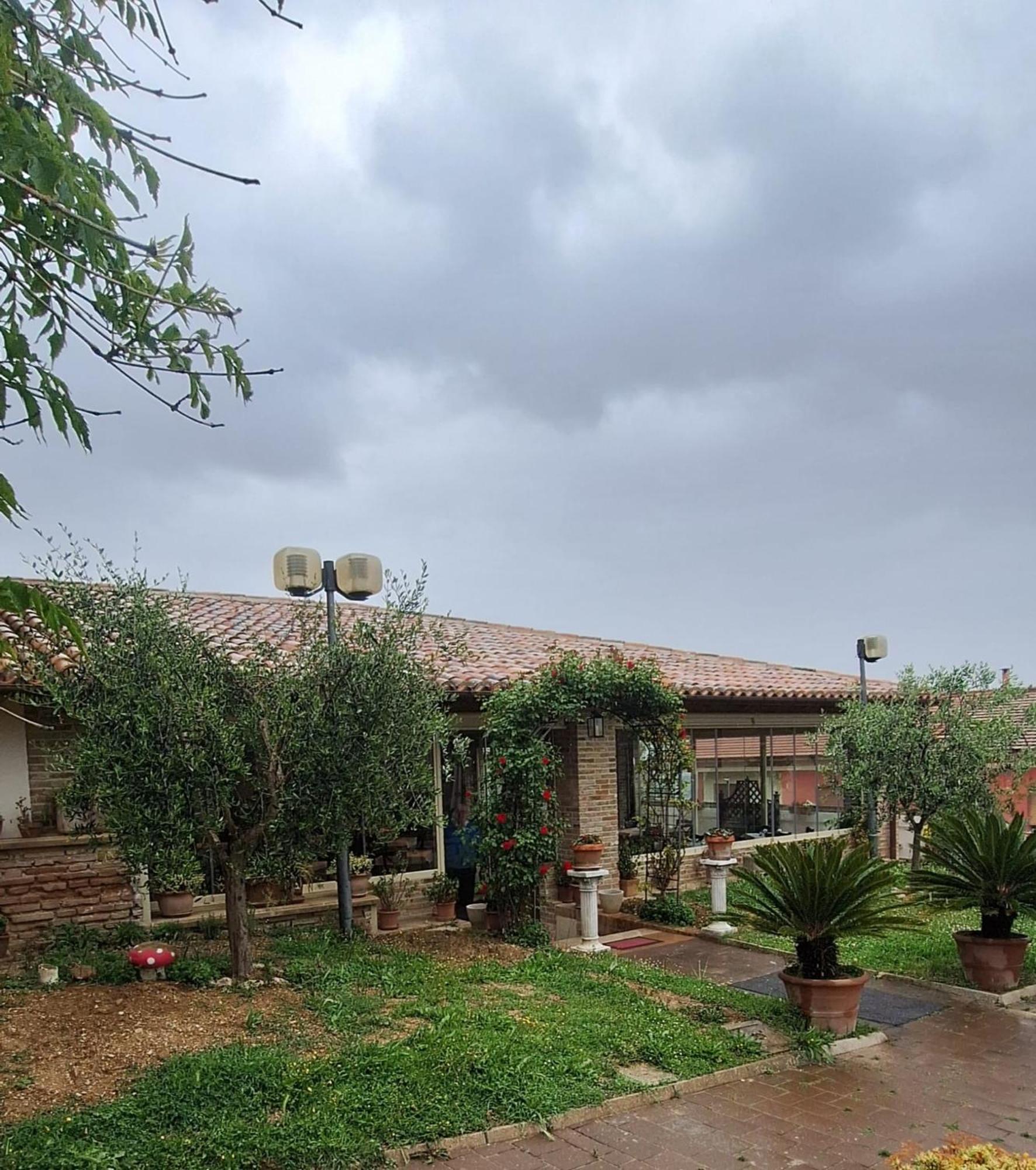 Il Castagno Hotel Orciano di Pesaro Exterior foto
