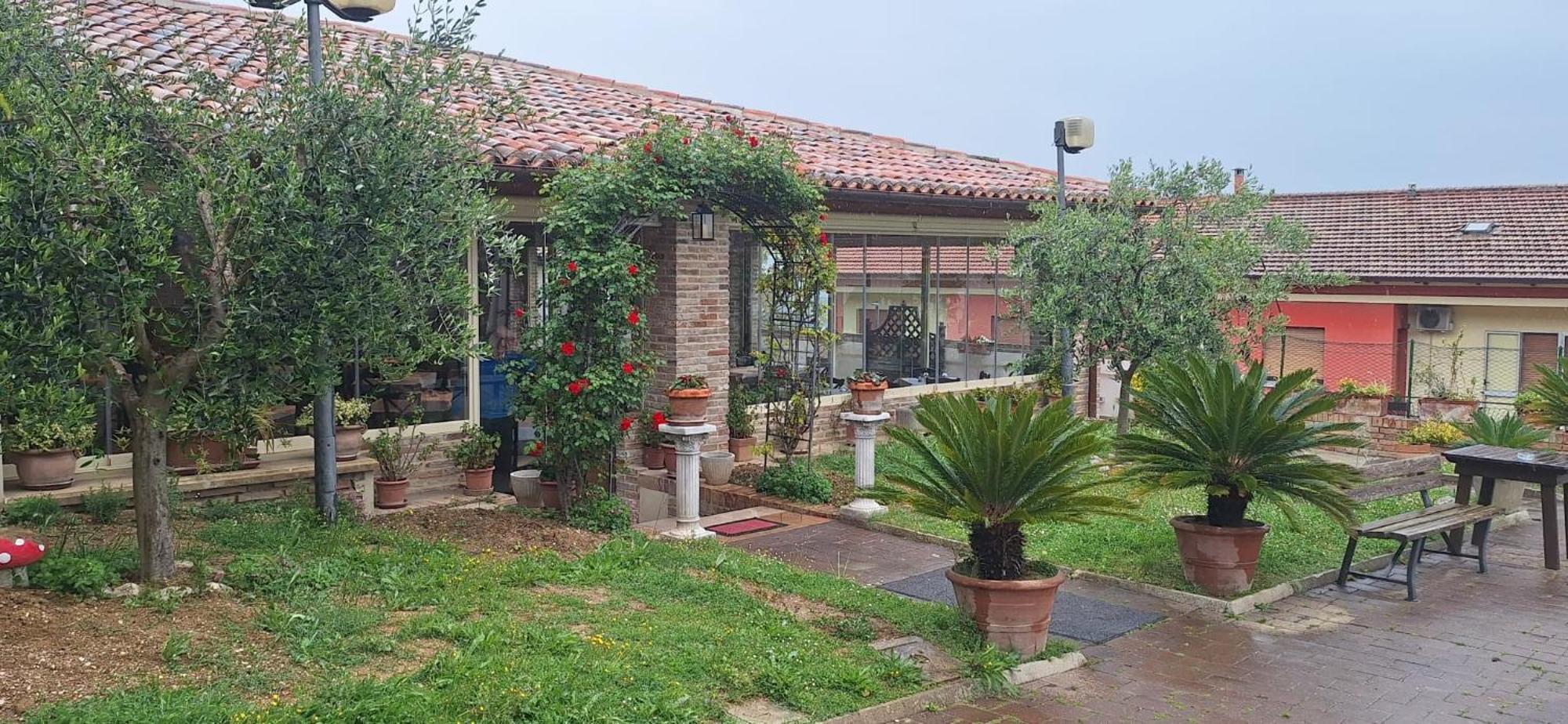 Il Castagno Hotel Orciano di Pesaro Exterior foto